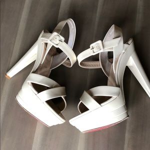 Cream patent Christian Louboutin platform sandal